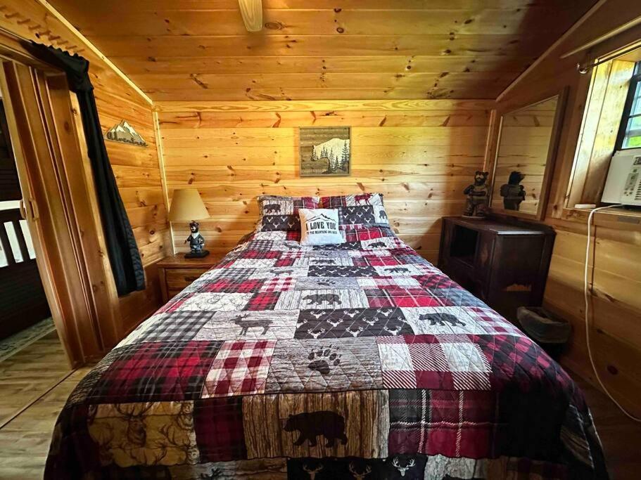 Cozy Cabin Walking Distance To Parkway! Pigeon Forge Exteriér fotografie