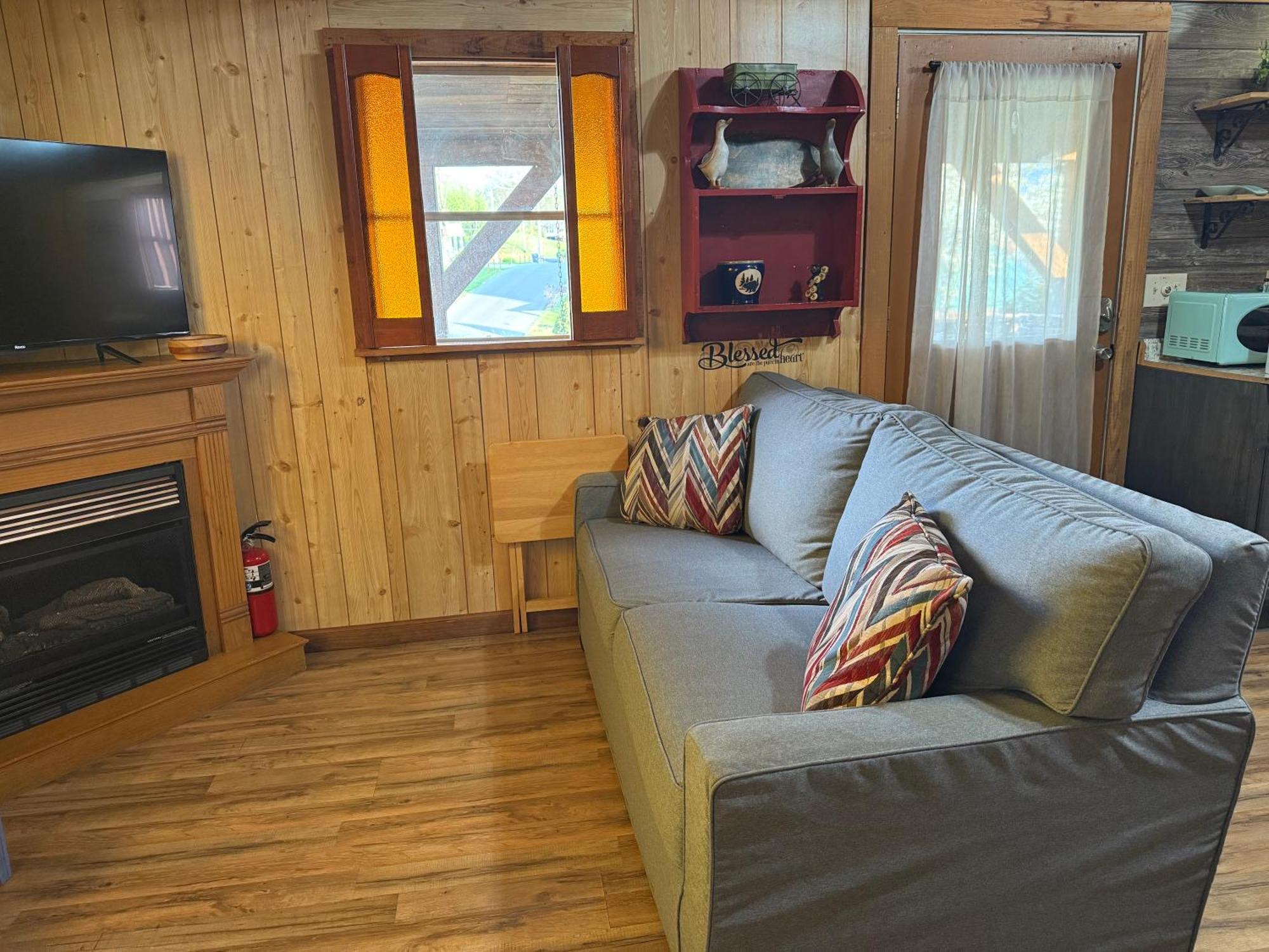Cozy Cabin Walking Distance To Parkway! Pigeon Forge Exteriér fotografie