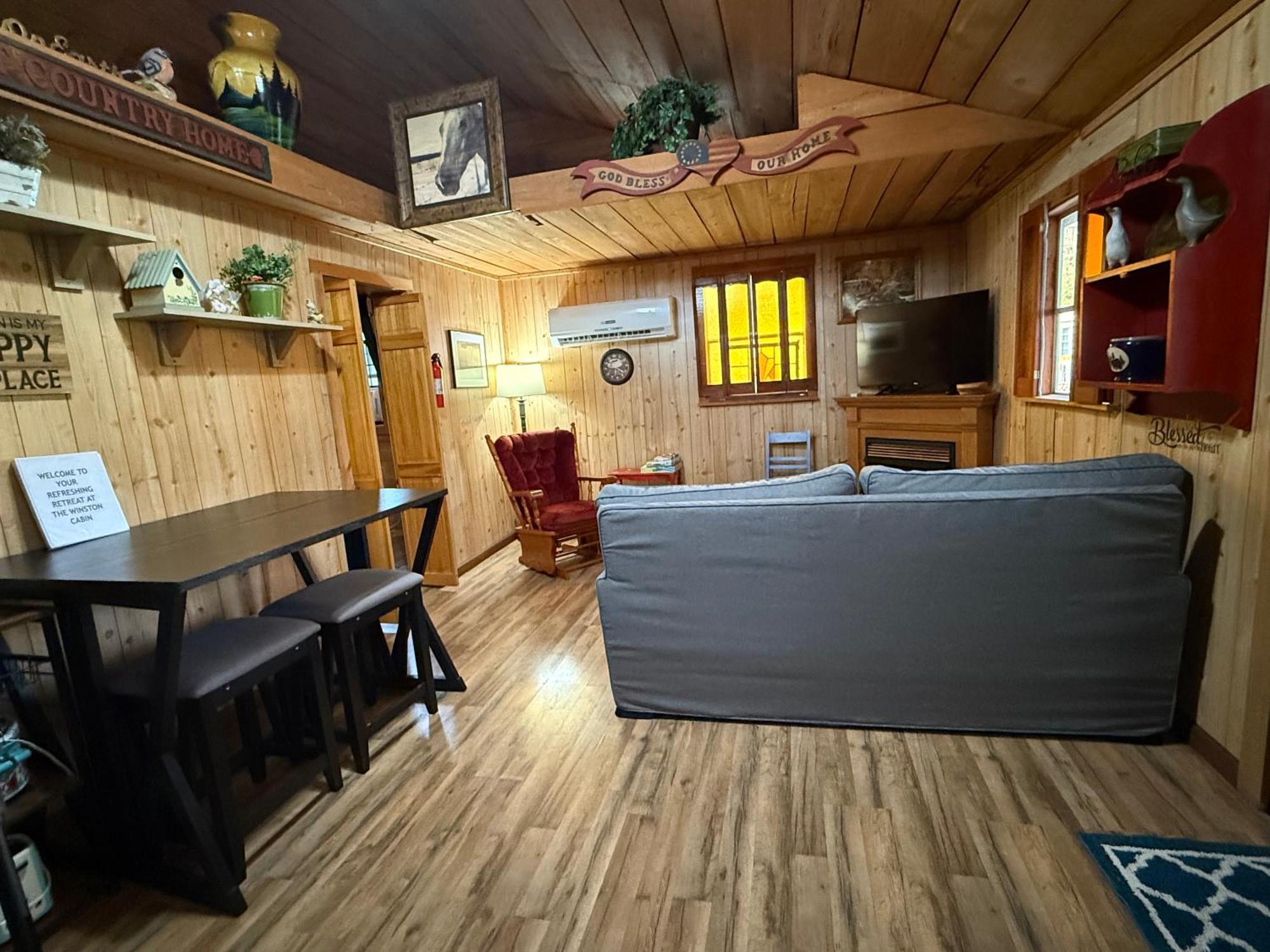 Cozy Cabin Walking Distance To Parkway! Pigeon Forge Exteriér fotografie