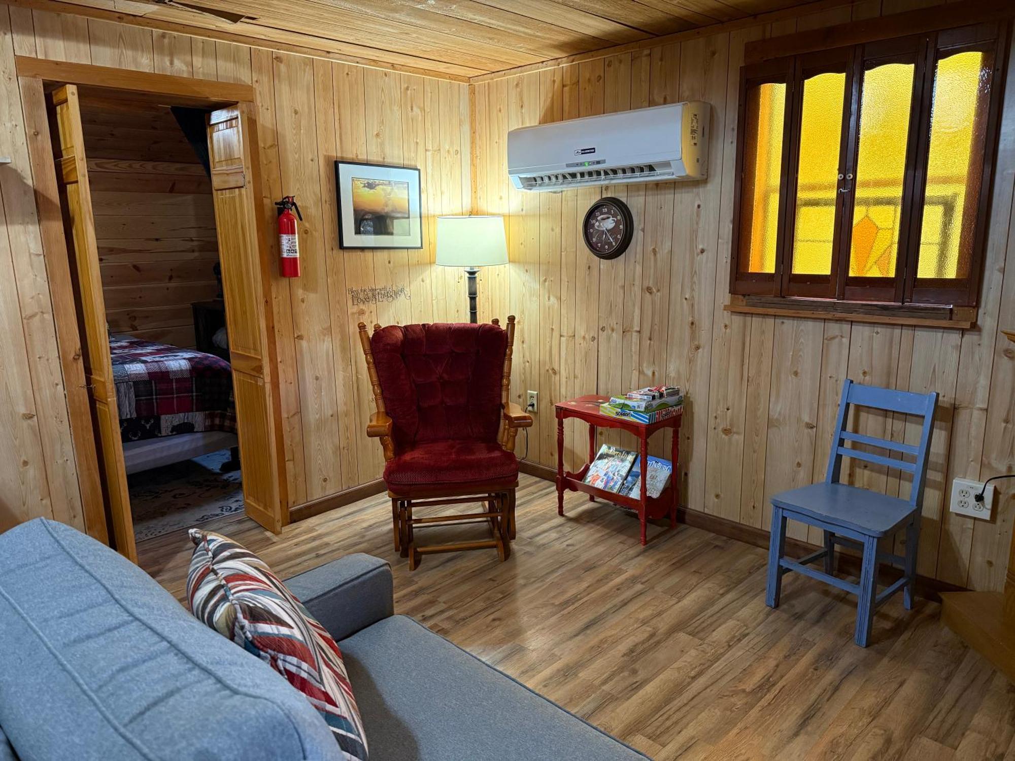 Cozy Cabin Walking Distance To Parkway! Pigeon Forge Exteriér fotografie